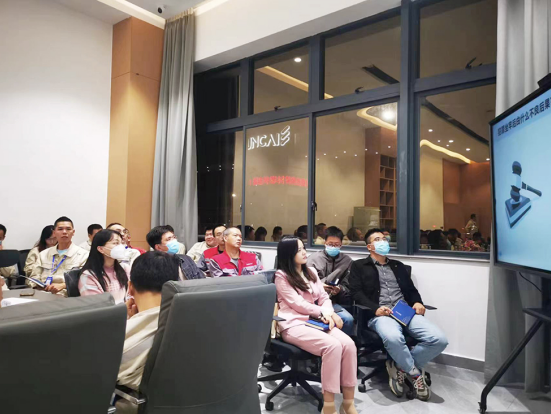 1683855905112906.jpg 1683855744188.jpg